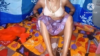 Indian College Students Have Hot Sex In Dorm