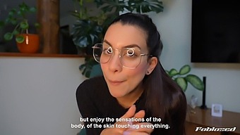 Teen (18+) Explores Her Sexuality In High Definition Video