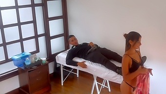 Amateur Couple Engages In Hardcore Session With Facial Finish