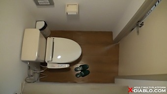 Voyeuristic Video Of Model'S Outfit Changes And Photo Shoot